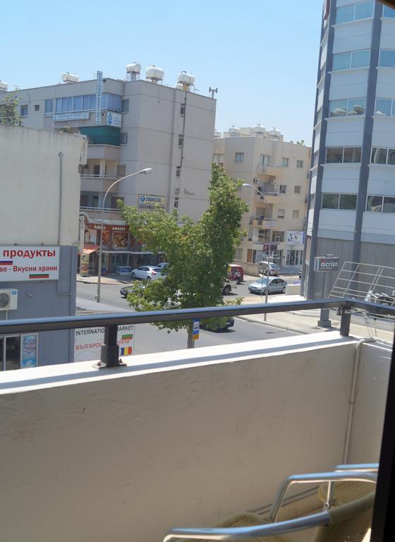 Destalo Court Larnaca Apartment 외부 사진