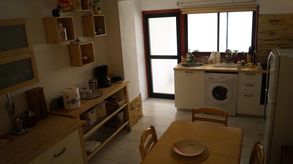 Destalo Court Larnaca Apartment 외부 사진